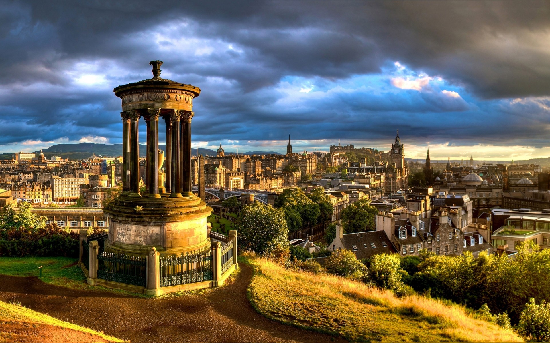 otras ciudades arquitectura viajes ciudad al aire libre cielo puesta de sol torre casa crepúsculo antiguo ciudad viejo noche monumentos ciudad
