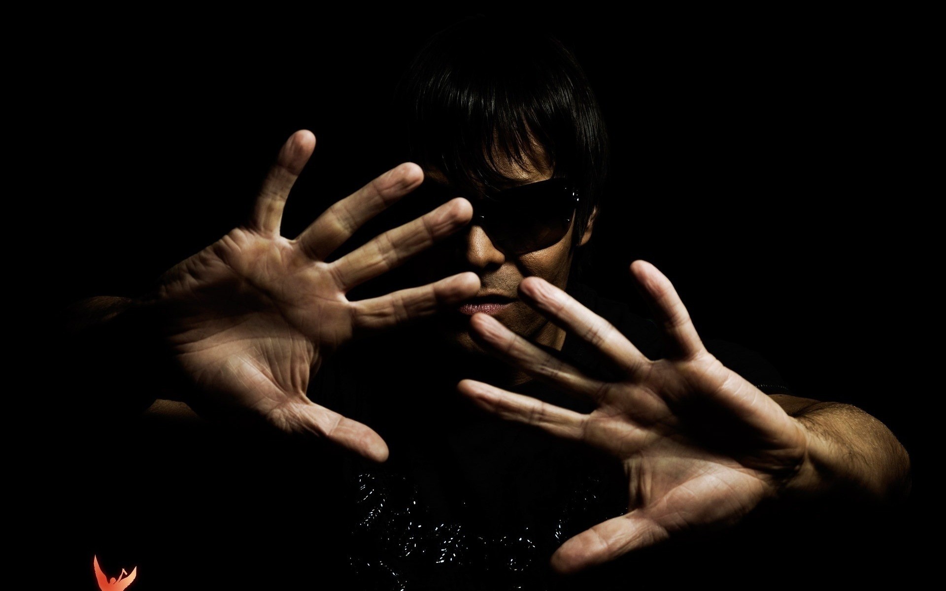 hombres solo adulto desnudo oscuro retrato mujer rendimiento hombre chica productor remixer dj mash música