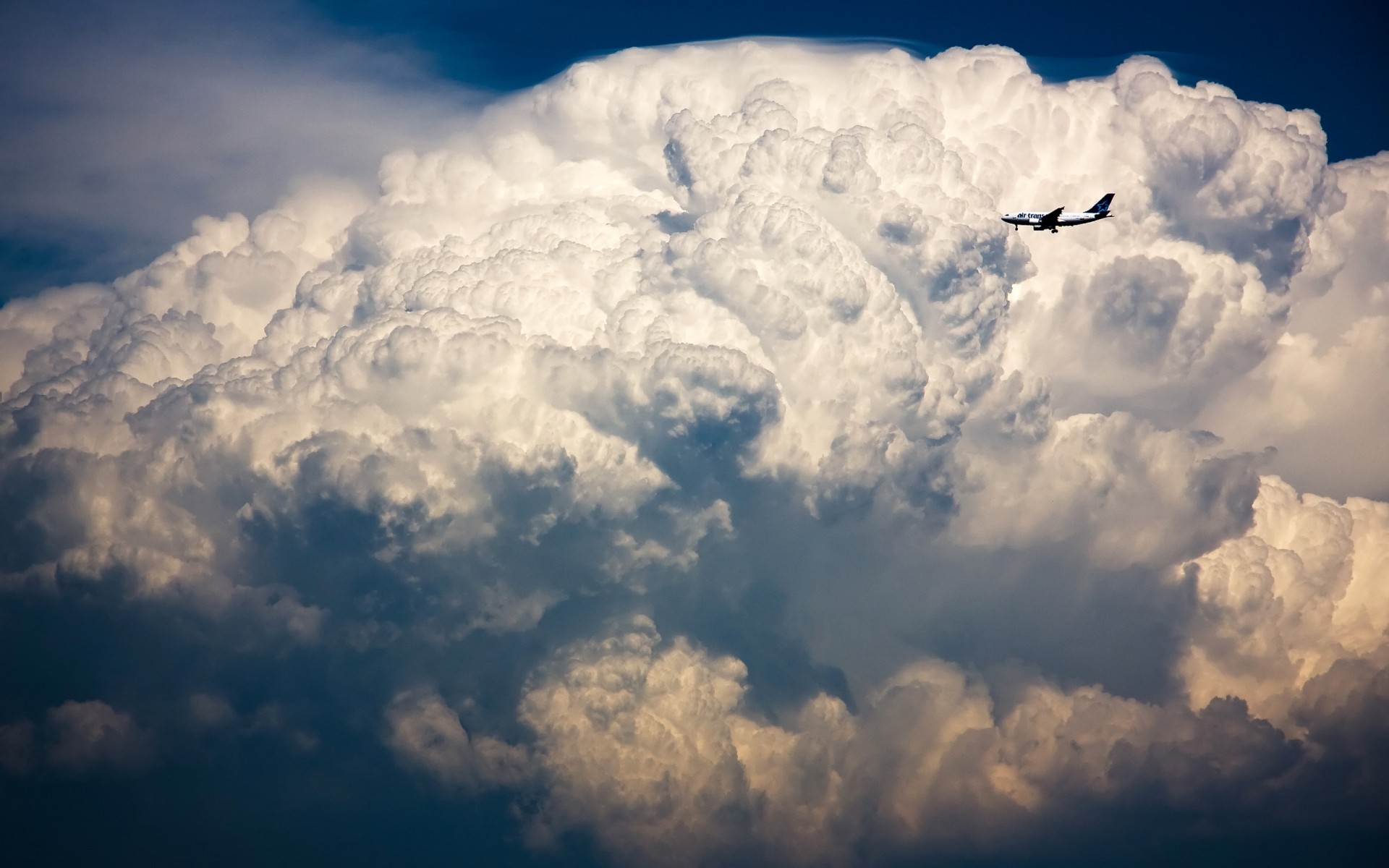 cielo tiempo naturaleza al aire libre luz luz del día buen tiempo sol cielo nube meteorología paisaje verano alta tormenta escénico lluvia nublado abajo nubes espacio aire avión