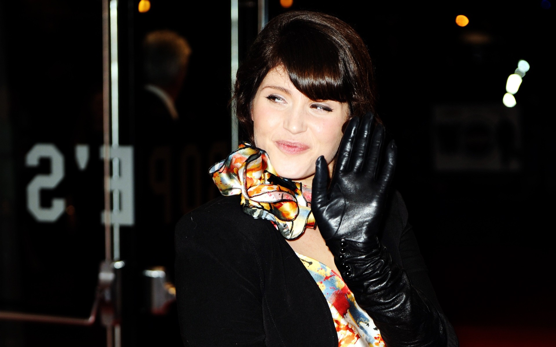 música músico festival rendimiento cantante retrato mujer concierto adulto ocio solo desgaste príncipe persia actriz chica