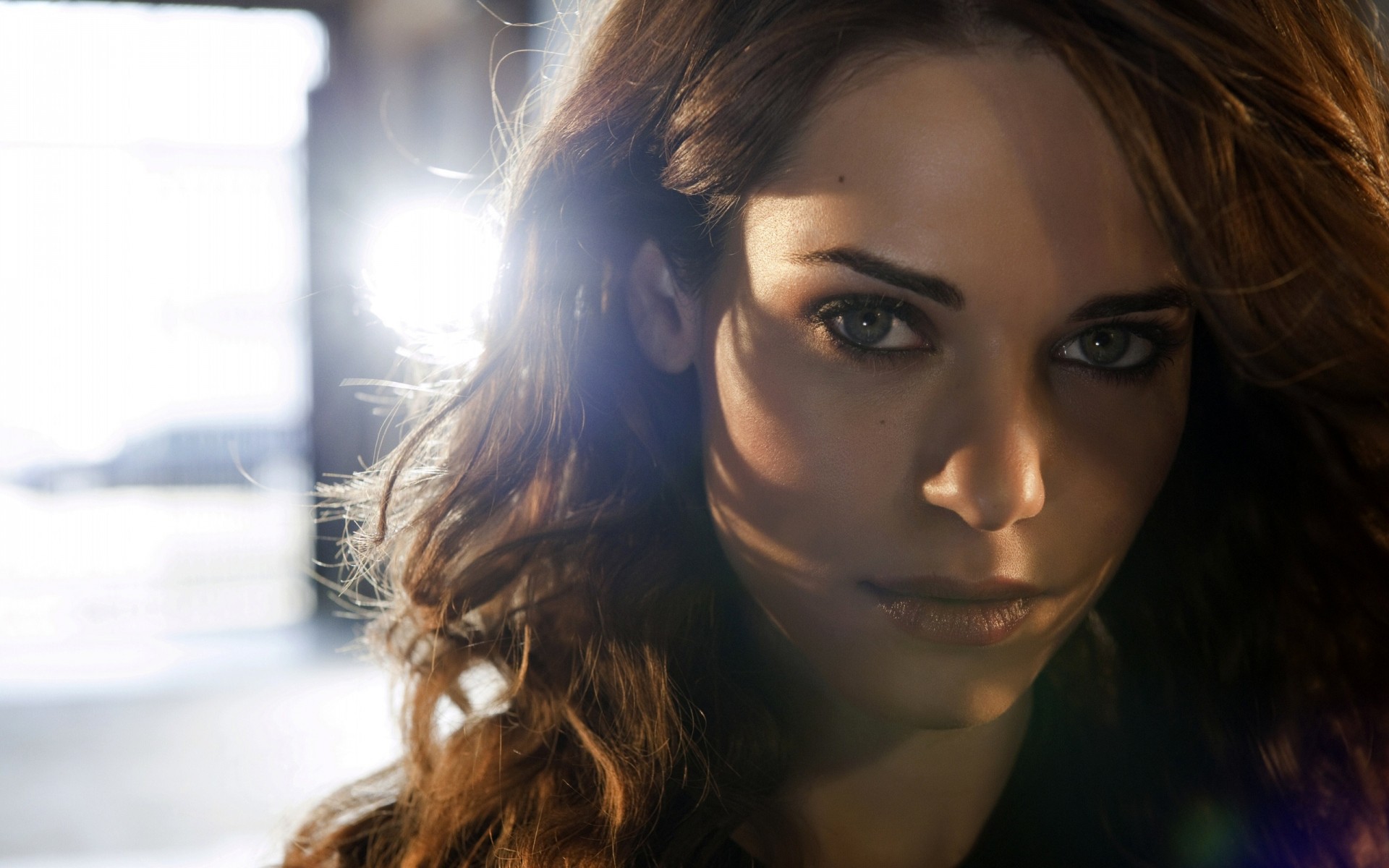 retrato mujer chica modelo moda adulto cara luz desgaste morena nikita lindsay fonseca actriz celebridad actrices de hollywood