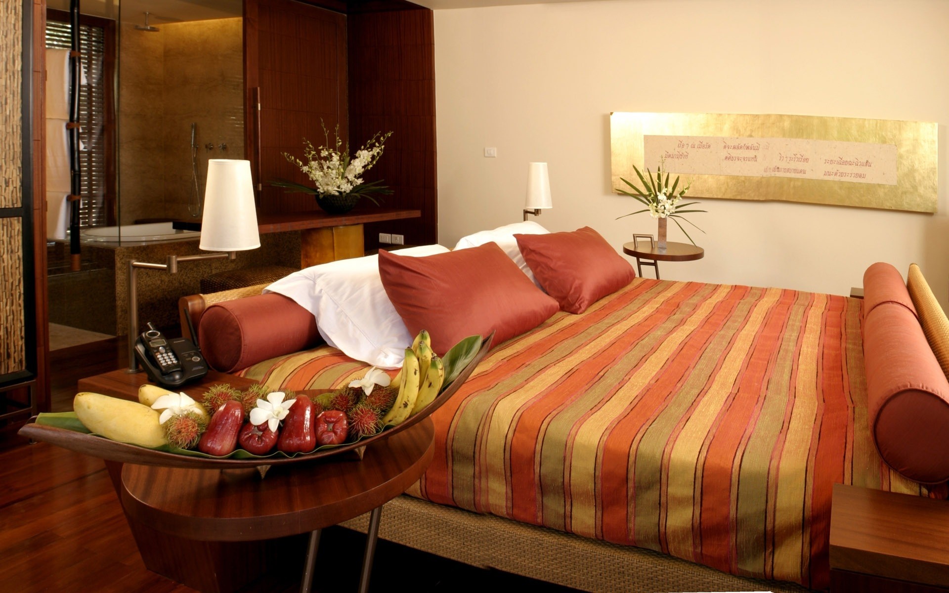 muebles habitación cama interior dormitorio diseño de interiores hotel lugar mesa hogar lámpara casa