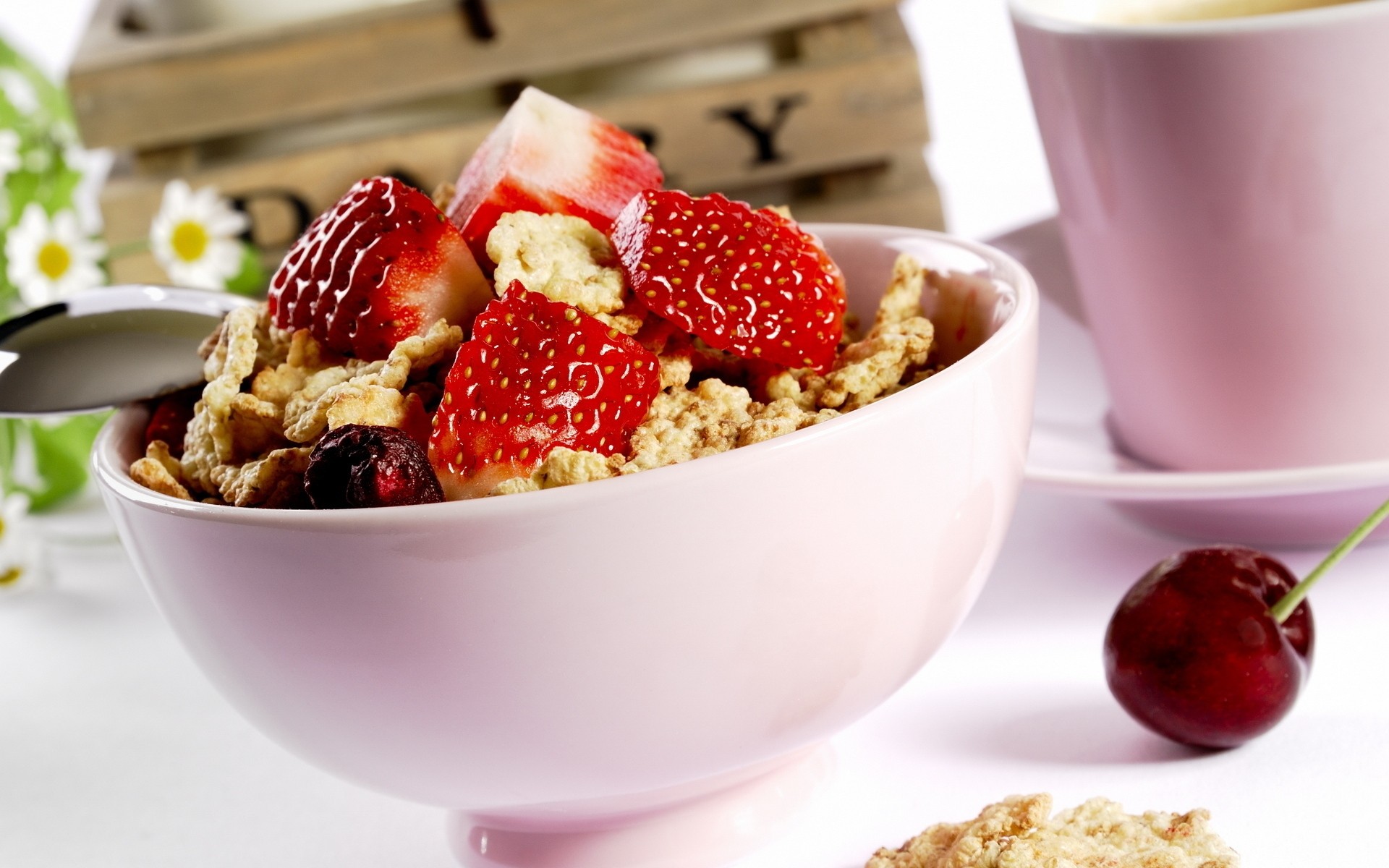 desayuno dulce leche delicioso fresa fruta baya comida amanecer tazón de fuente muesli comida refresco muesli chocolate azúcar salud crema saludable cereales granos