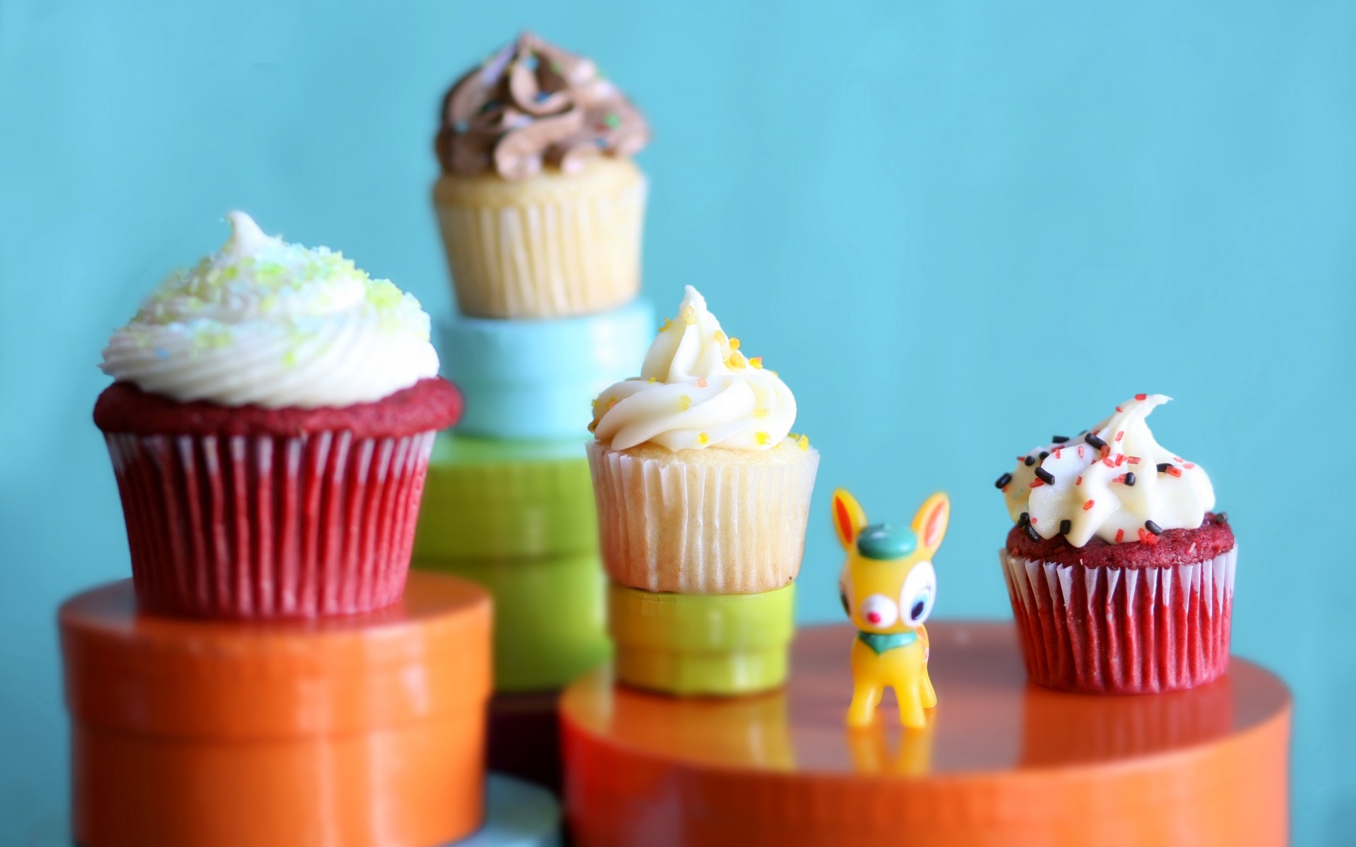 kapit crema chocolate delicioso vainilla muffin hornear azúcar dulce torbellino caramelo pastel especie taza indulgencia comida dulces