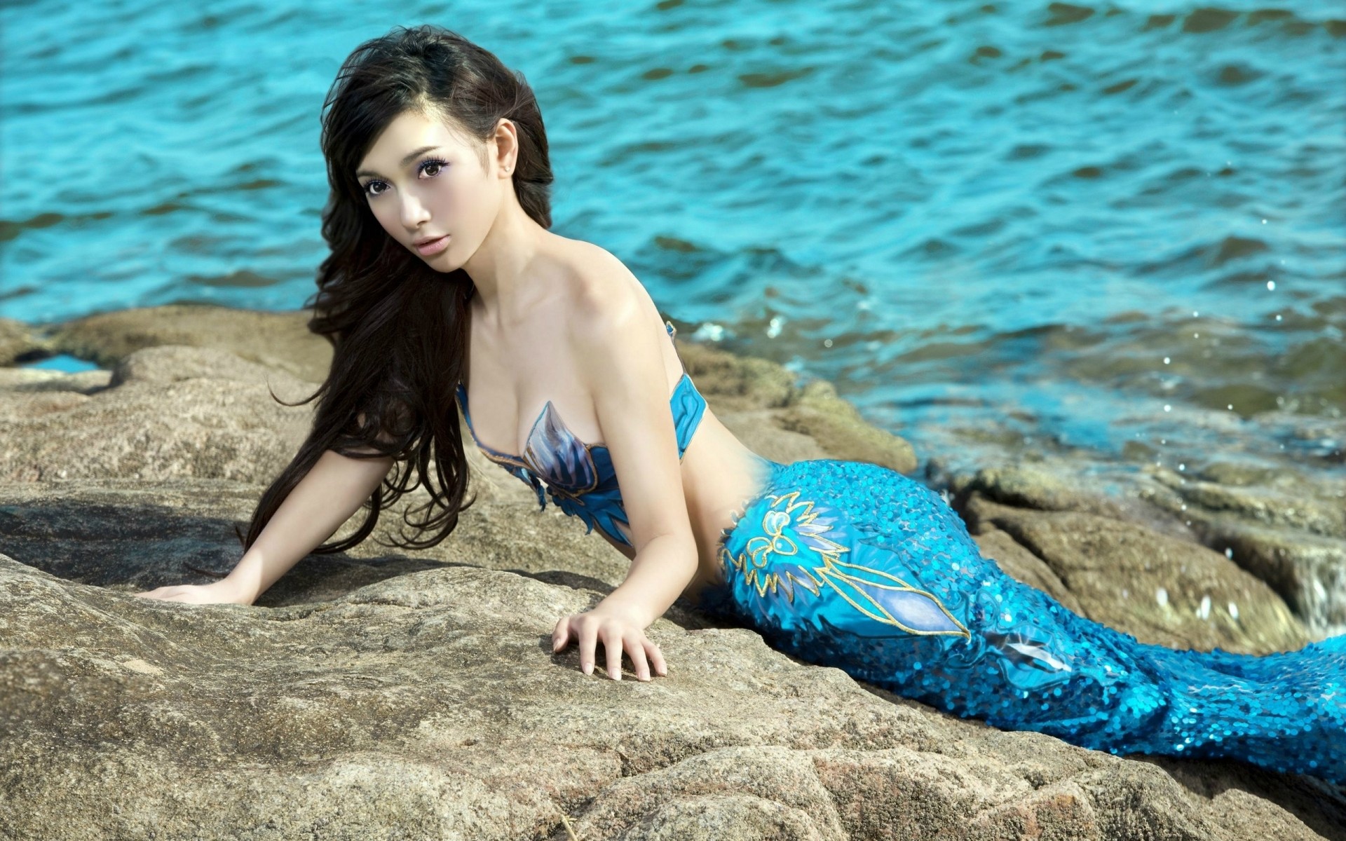 agua verano playa naturaleza mar mujer tropical océano arena al aire libre ocio relajación sol hermosa chica mar sexy buen tiempo viajes