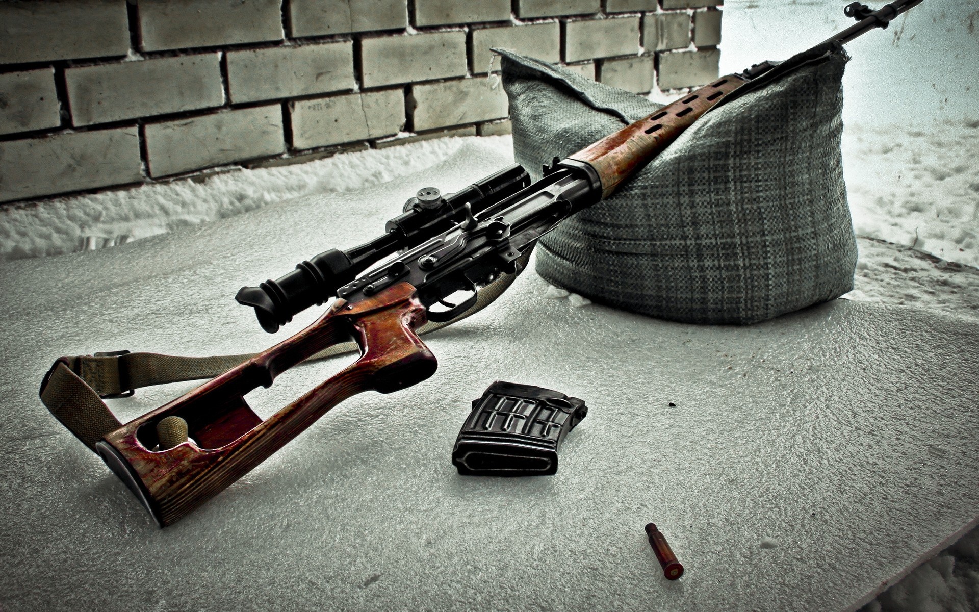 pistola arma crimen militar rifle madera