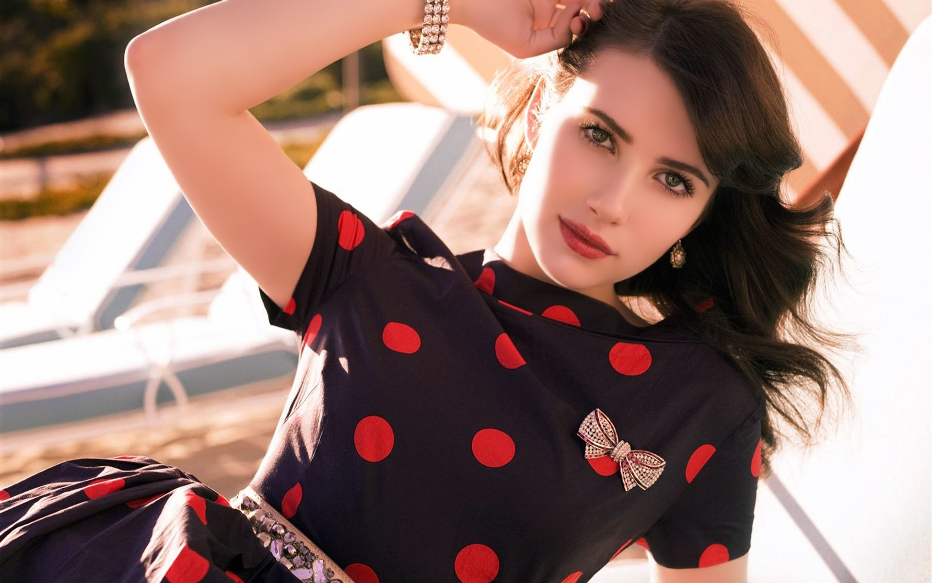 mujer moda chica bonita retrato joven lindo al aire libre emma roberts bebé celebridad celebridad chicas