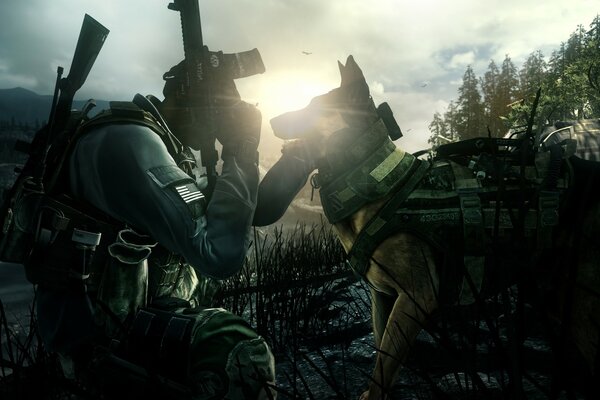 Militar en uniforme acaricia perro