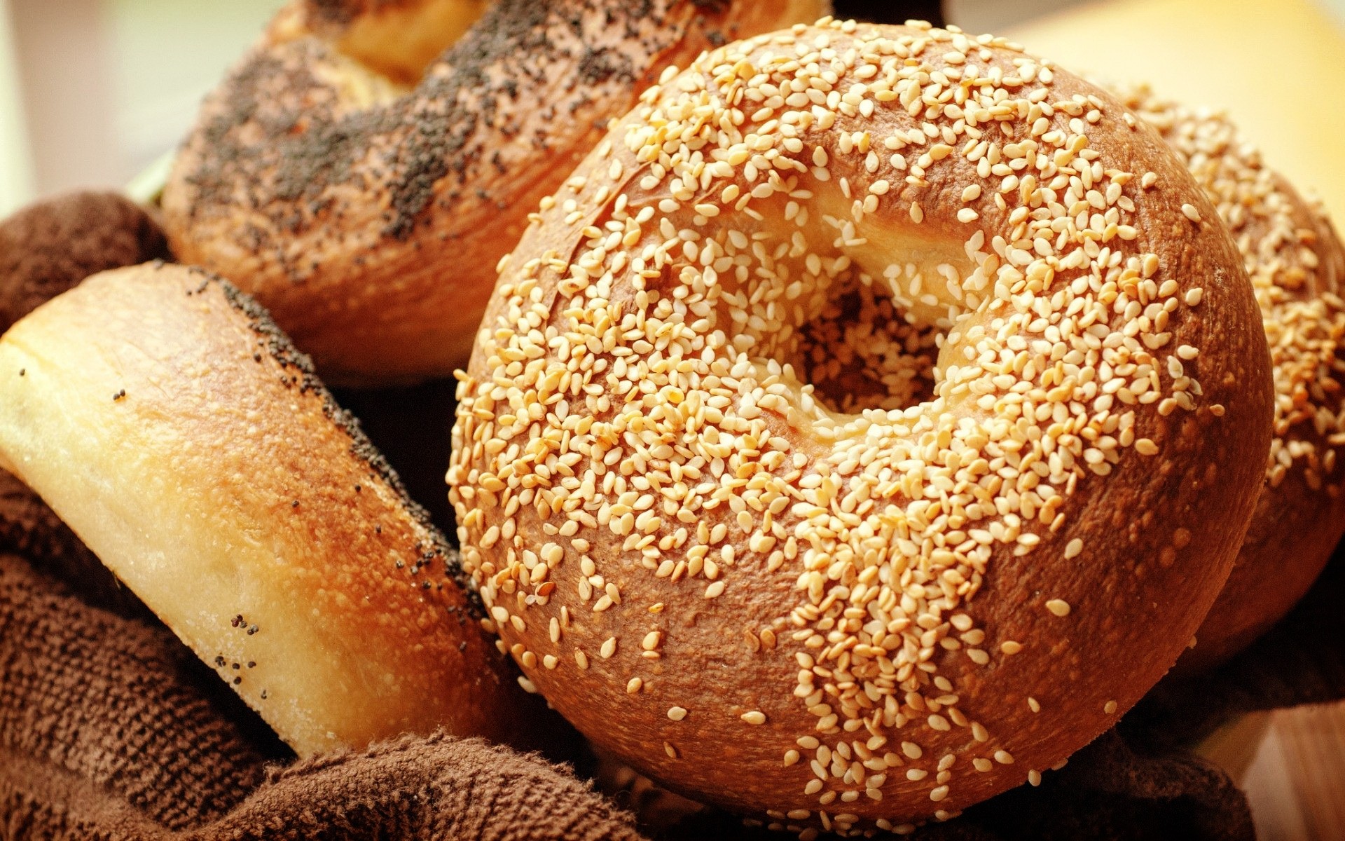 comida panadería desayuno pan cereales trigo delicioso hornear comida pastelería sésamo tradicional casero redondo salud