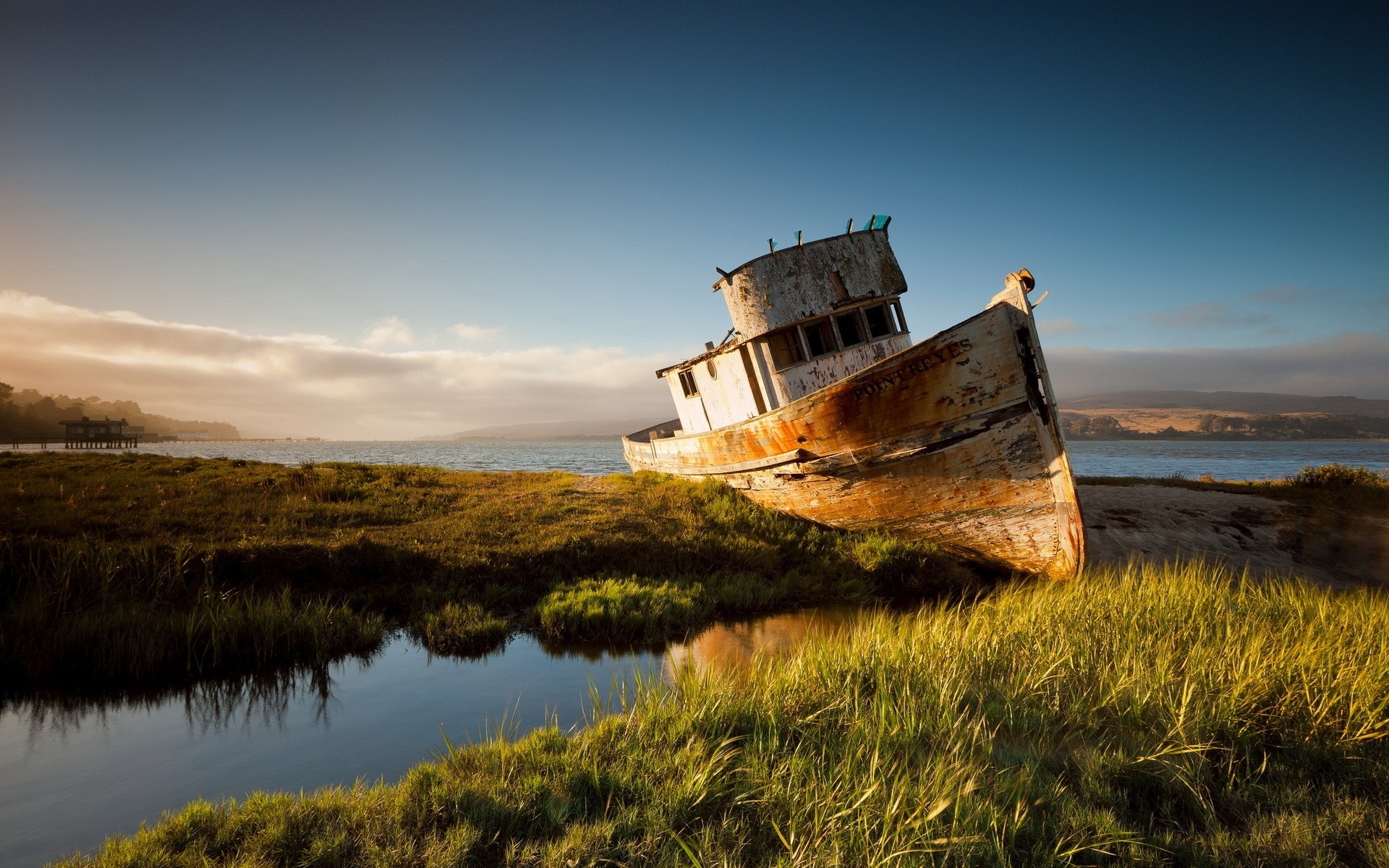 agua paisaje puesta de sol cielo lago viajes hierba abandonado amanecer playa mar faro naturaleza al aire libre reflexión barco drch fresco magnífico