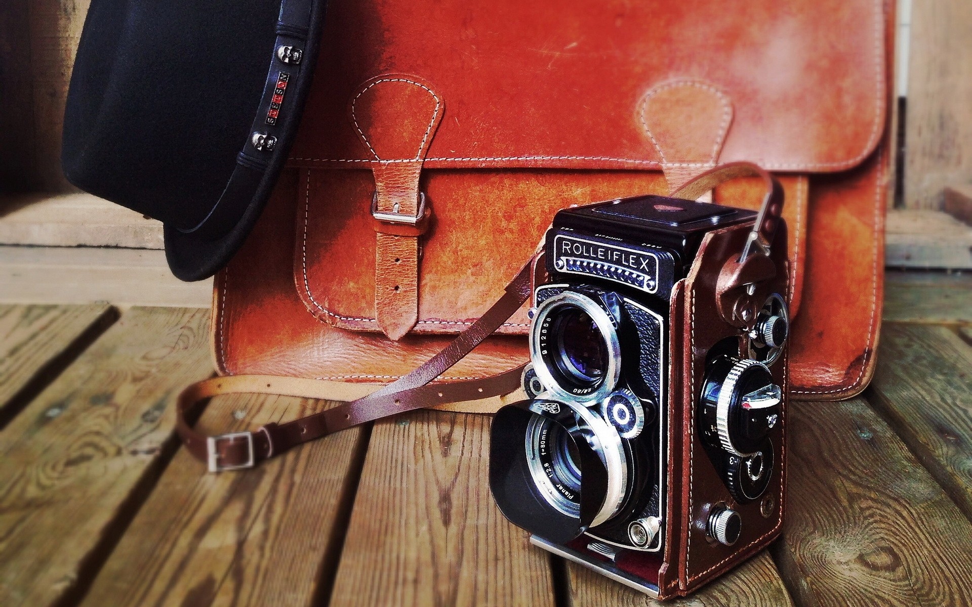 retro antiguo lente vintage viejo clásico nostalgia anticuado obturador renacimiento estilo cuero madera caso hardware apertura analógico caja desgaste rolleiflex cámara de fotos