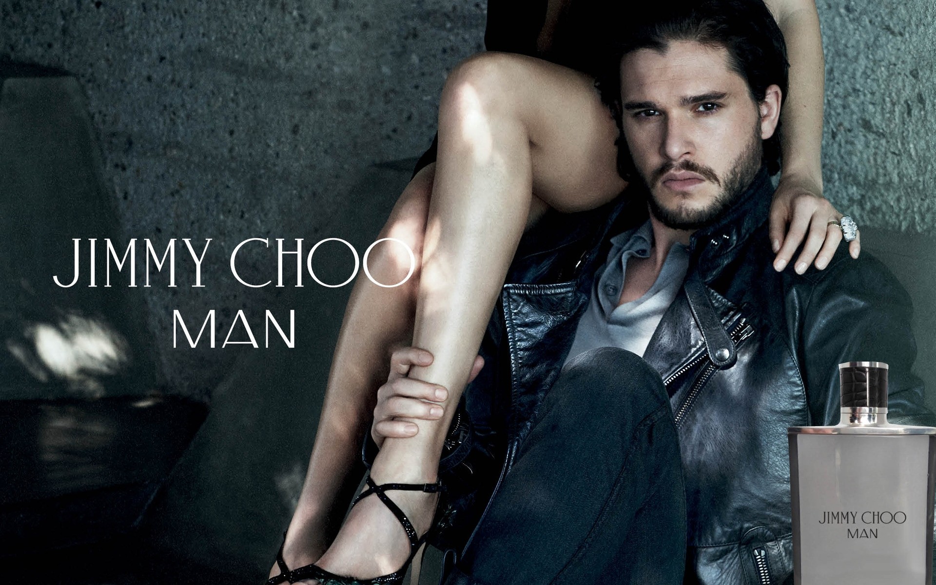 moda oscuro interior mujer hombre sexy glamour solo kit harington jimmy choo