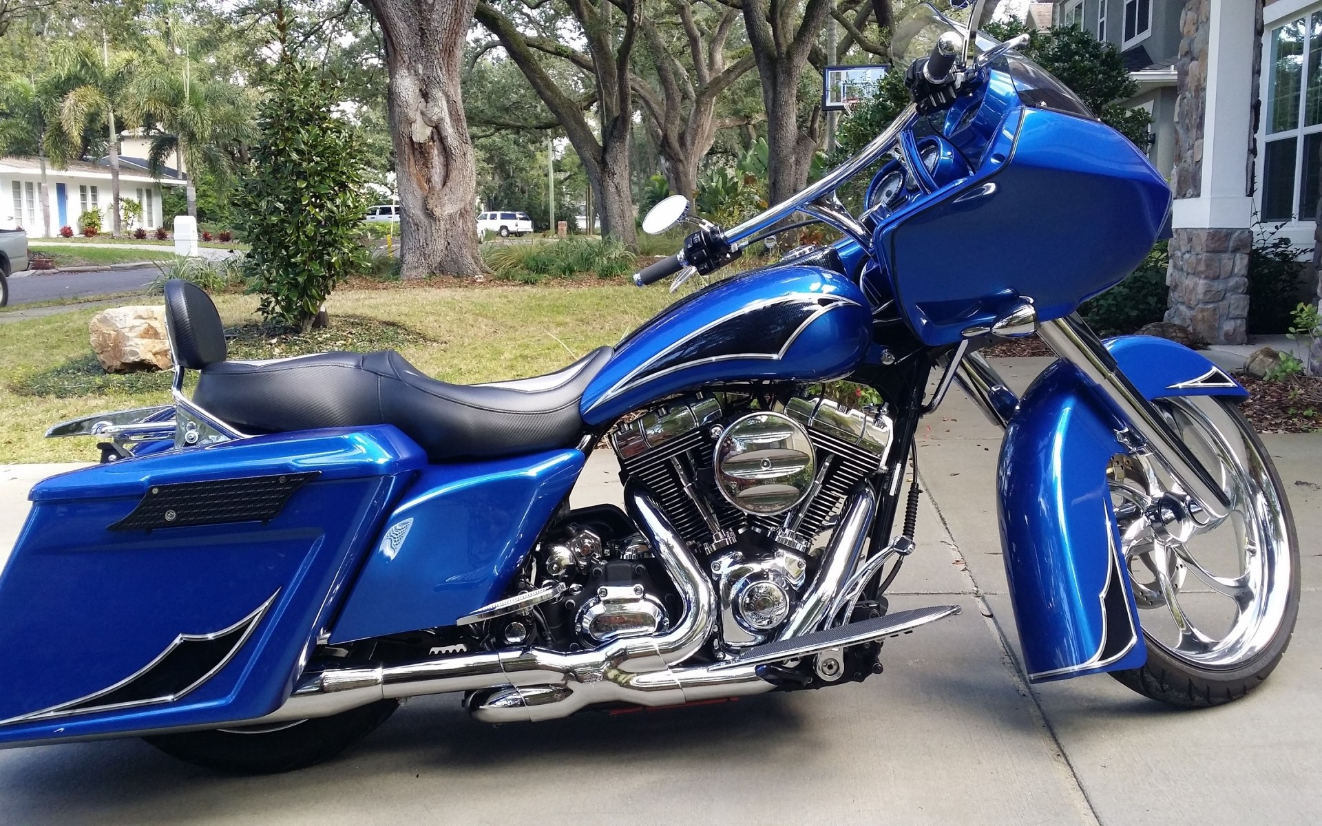 harley davidson coche sistema de transporte unidad bicicleta ruedas cromo carreras coche rápido motor potencia exposición motocicleta coche prisa clásico neumático mostrar carretera harley davidson road king camino del rey