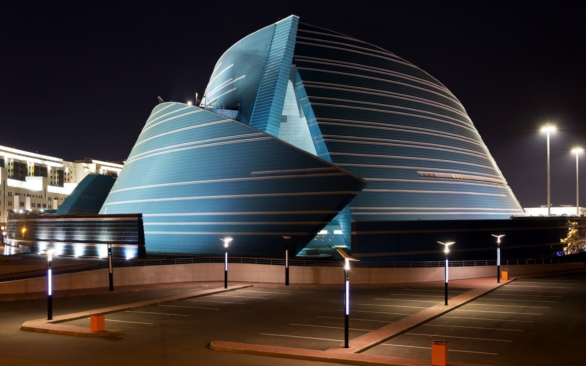 moderno viajes arquitectura casa ópera ciudad cielo futurista luz reflexión negocio urbano noche sistema de transporte centro de la ciudad rascacielos crepúsculo moderno noche