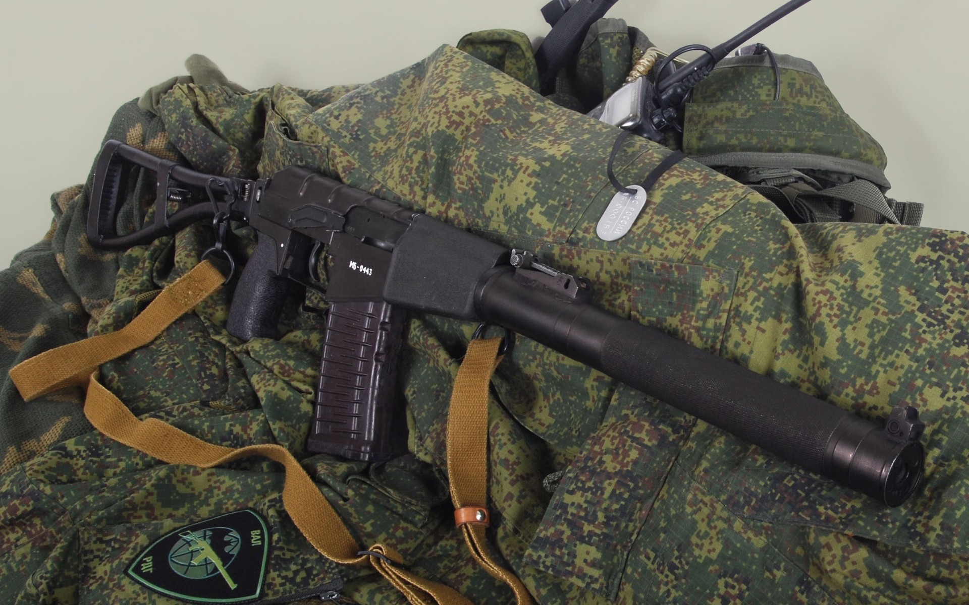 guerra militar ejército pistola arma camuflaje rifle soldado desgaste munición combate batalla uniforme francotirador caqui especial protección marina de guerra fuerza casco equipo