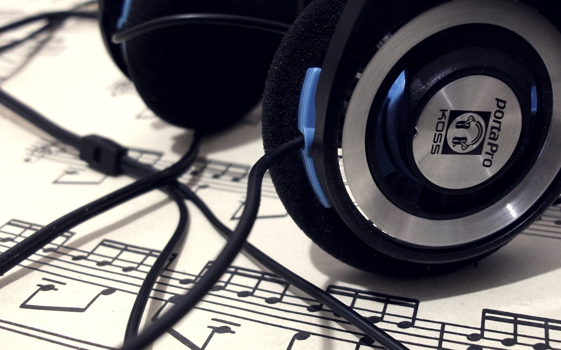 tecnología sonido hardware electrónica negocios música estéreo computadora dj disco notas