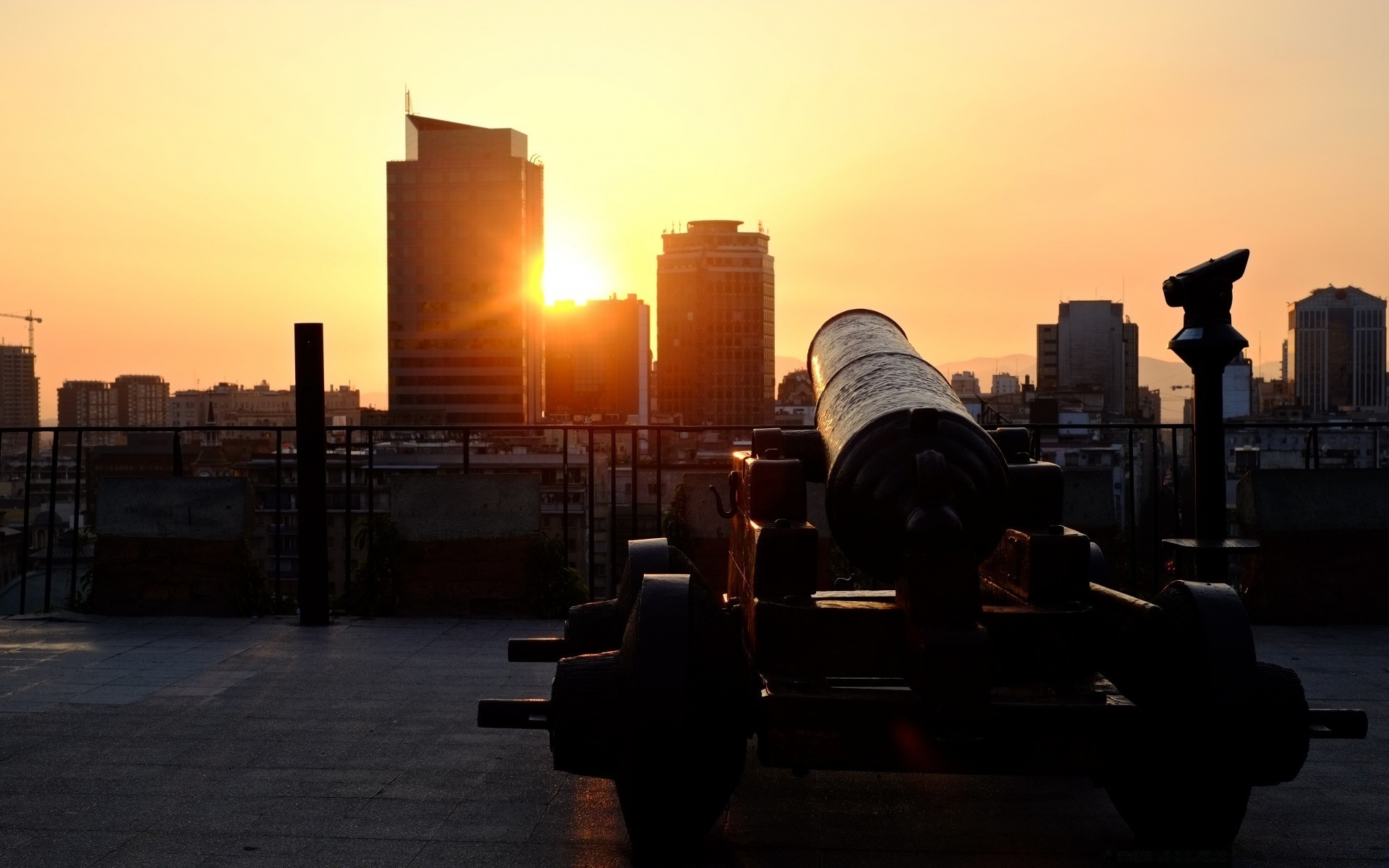 otras ciudades puesta de sol ciudad arquitectura crepúsculo noche viajes hogar amanecer cielo ciudad rascacielos al aire libre skyline agua paisaje
