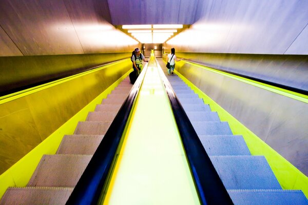 Metro y otros viajes subterráneos
