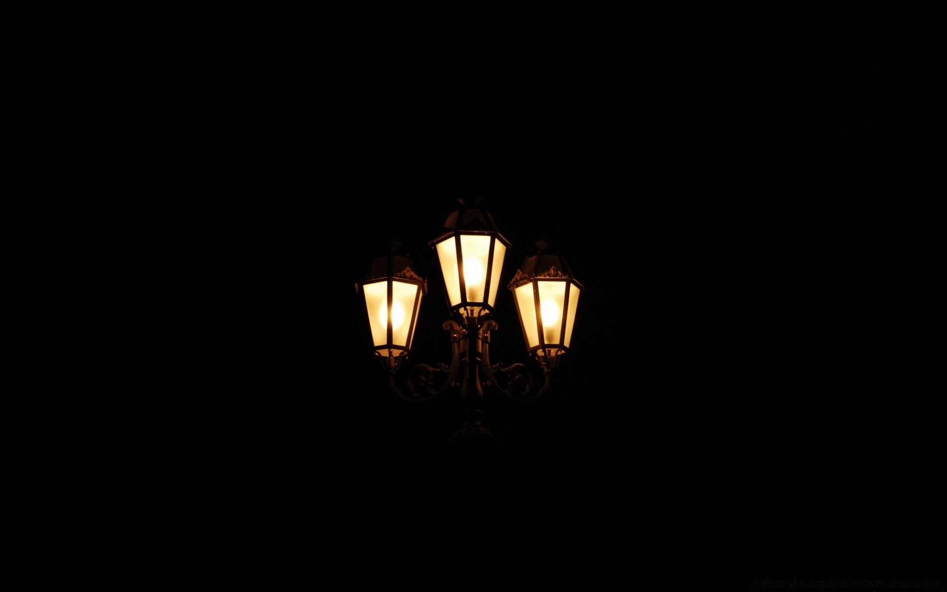 negro oscuro lámpara linterna luz iluminado luna llama electricidad vela halloween espeluznante lámparas