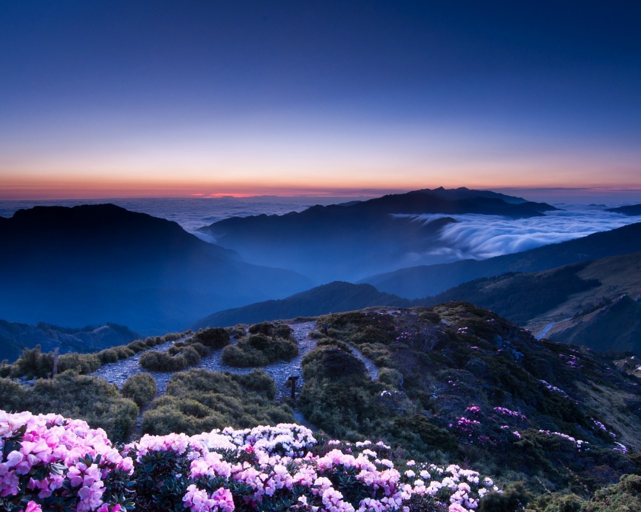 puesta de sol y amanecer paisaje mar agua naturaleza montaña viajes océano cielo escénico isla puesta de sol al aire libre roca paisaje nieve volcán lago amanecer luz