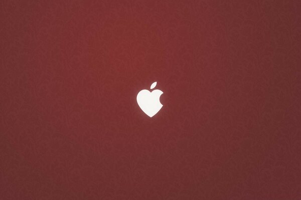 Corazón de ojo de buey sobre fondo de textura granate