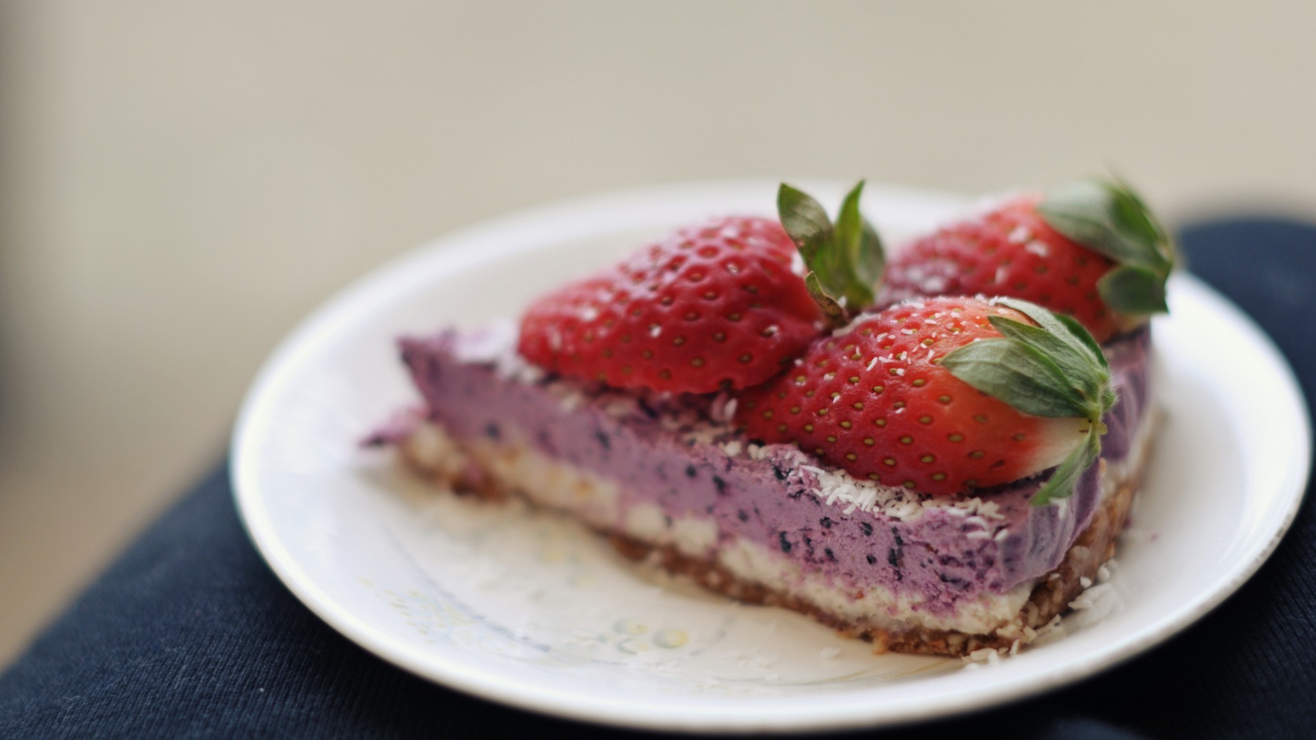 comida delicioso desayuno fresa dulce fruta chocolate baya crema plato pastel refresco