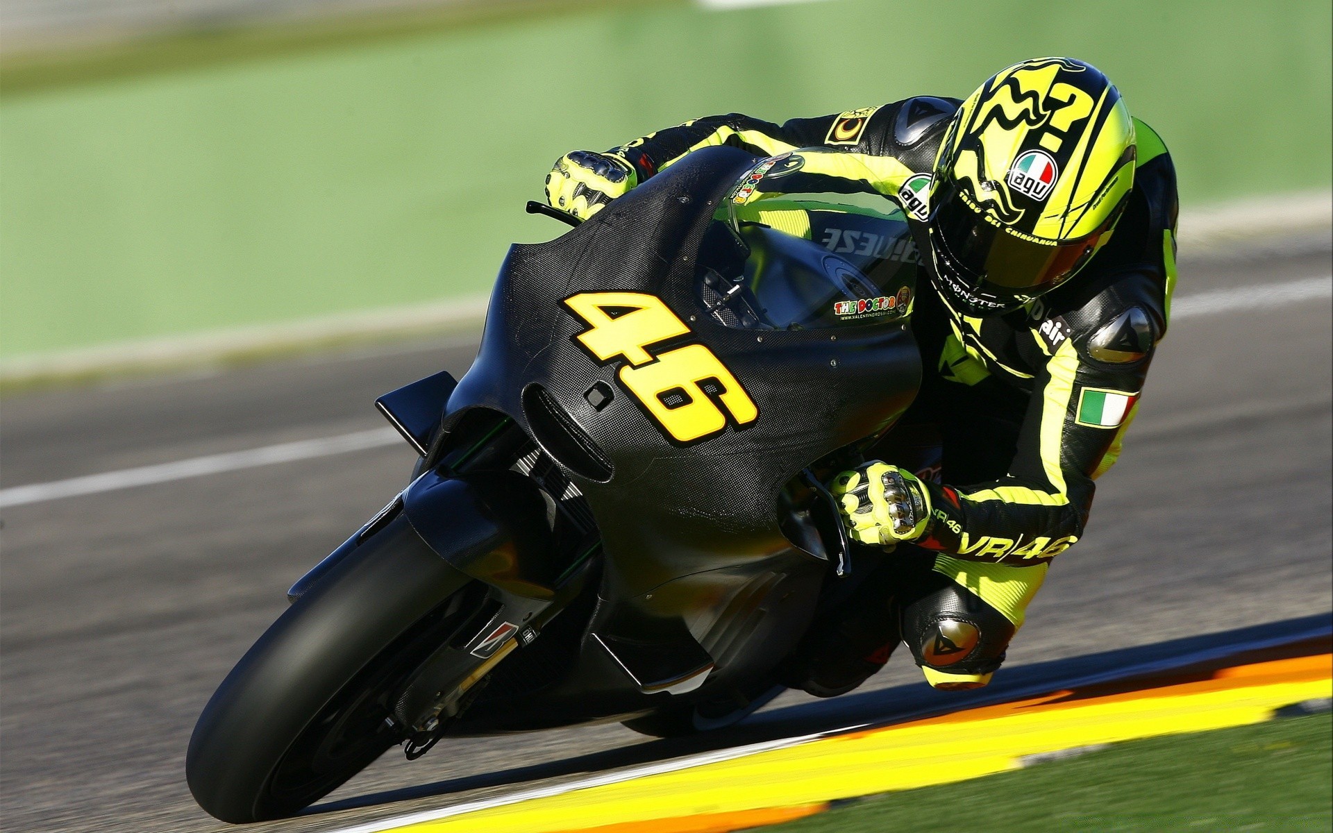 deportes carreras pista competencia campeonato coche prisa bicicleta corredor acción unidad rápido deporte del coche